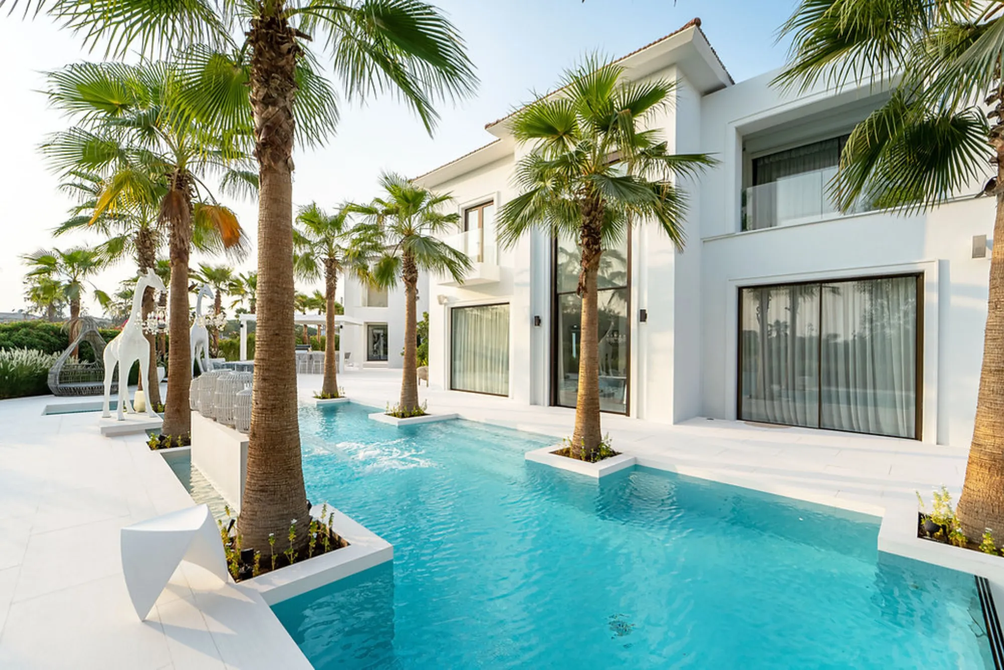 Luxury Pool Landscaping Transforming Your Dubai Home into a Resort